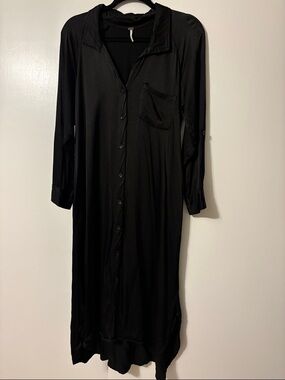 YFB Black Dress Tag Detail - Metal Logo